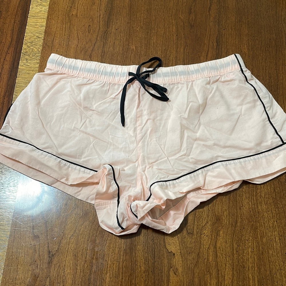 100% cotton Victoria’s Secret pajama shorts Small
